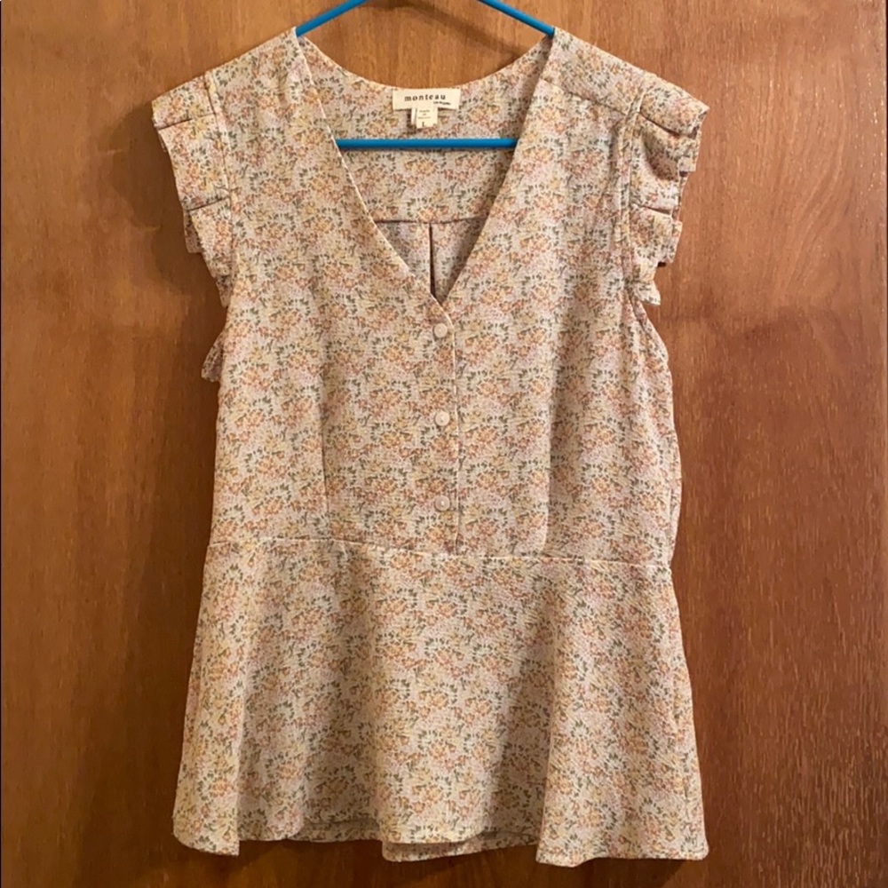 Floral Top with cinched waist